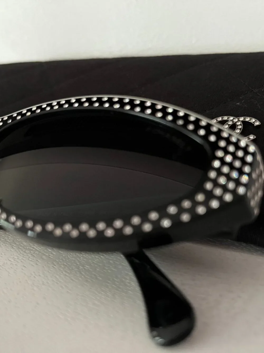 Authentic Chanel A71509 X02569 S4155 Strass Crystal Oval Sunglasses